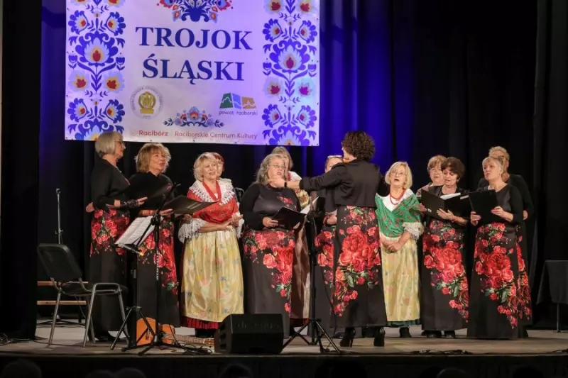 Koncert "Trojok śląski" w DK Strzecha w Raciborzu